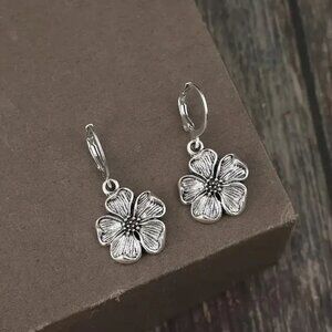 Silver Bohemian Vintage Floral Flower Drop Earrings New NWT